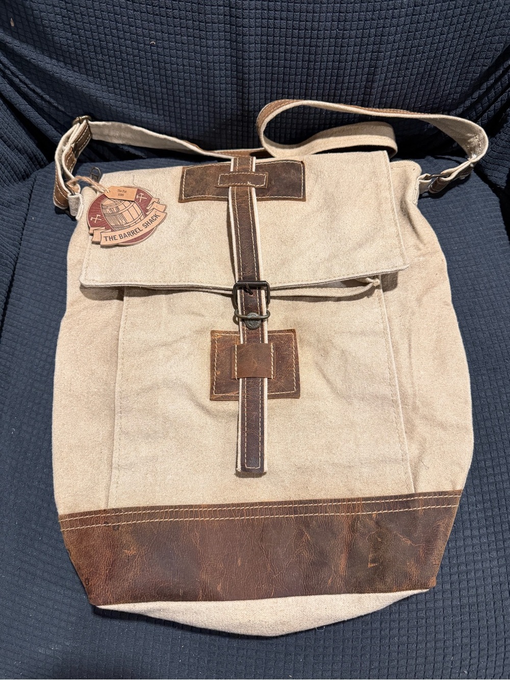 NWT The Barrel Shack “The Pat”Messenger canvas & leather bag